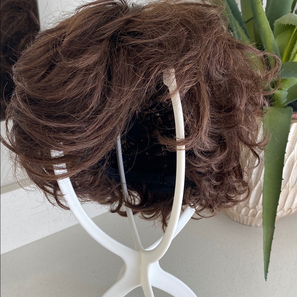 Soul Tress Brown Wig - short pixie curly